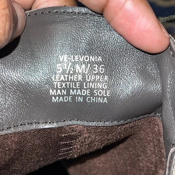 Vince Camuto Levonia Studded Suede Moto Boots NWOT! - Picture 9 of 13